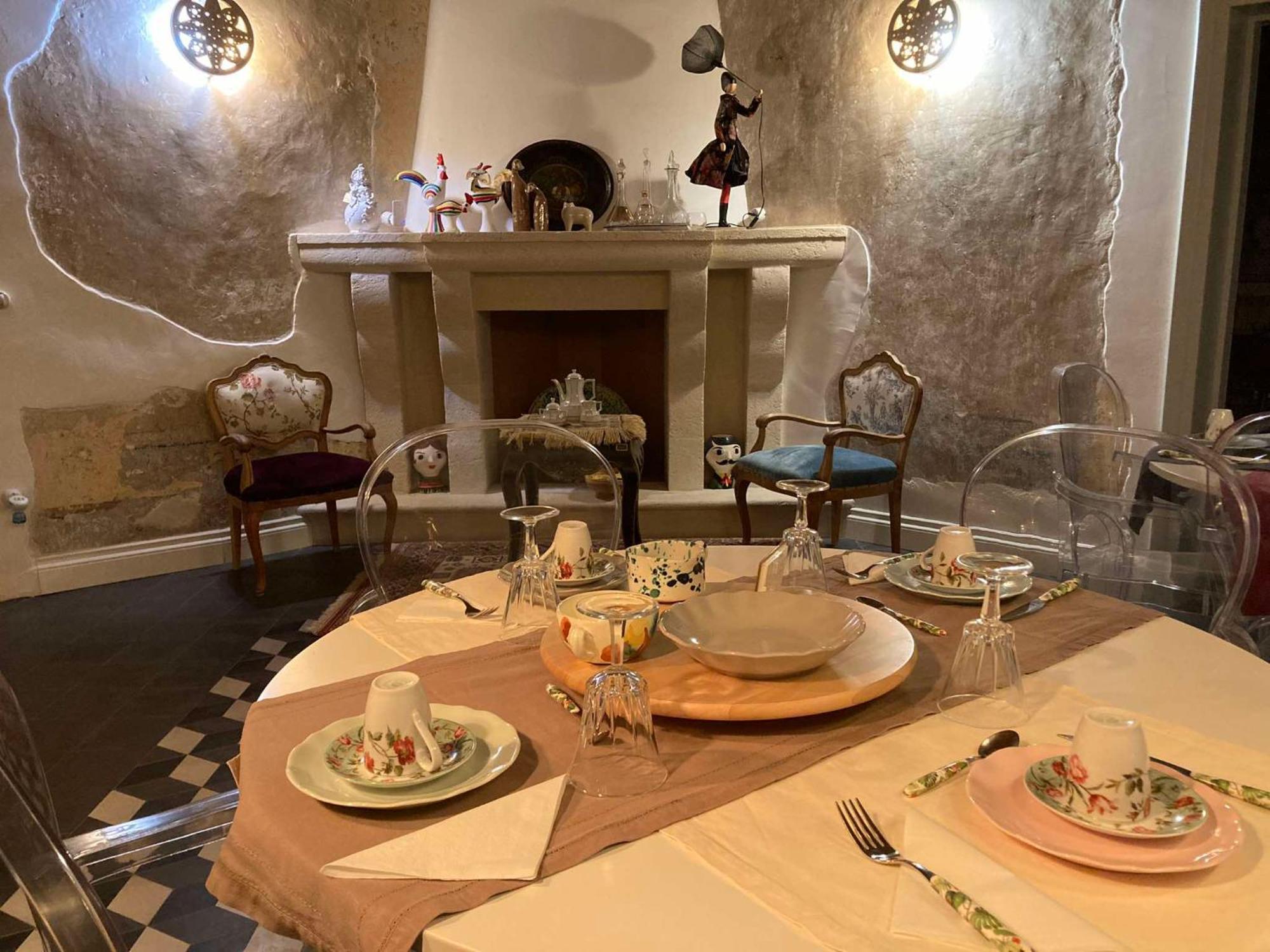 ビトント Palazzo Siena De Facendis Bed & Breakfast エクステリア 写真