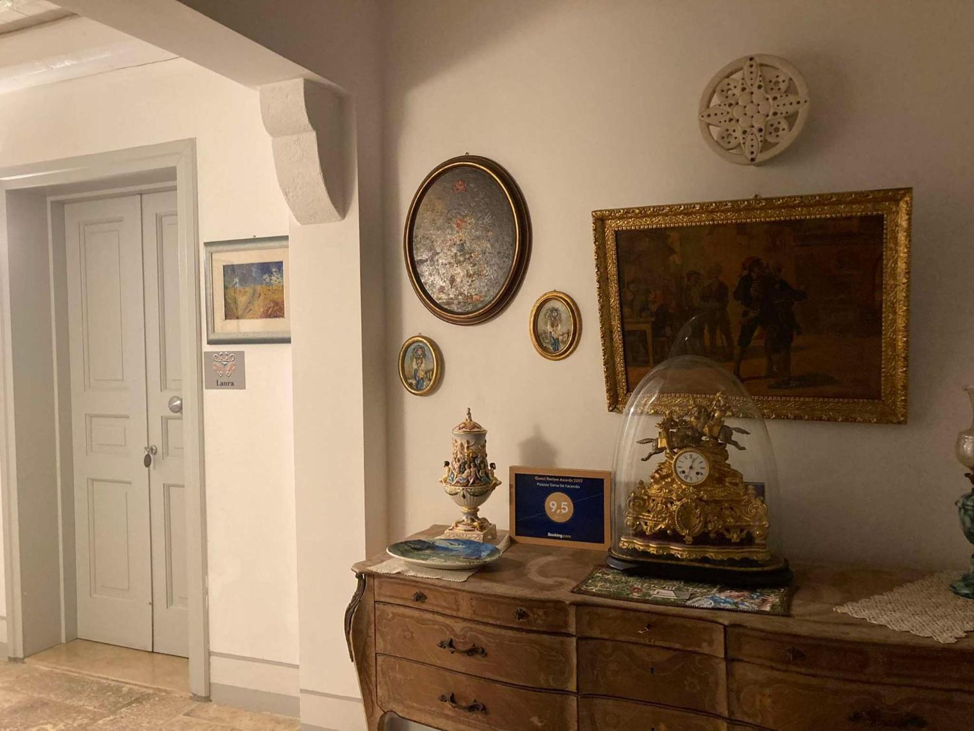 ビトント Palazzo Siena De Facendis Bed & Breakfast エクステリア 写真