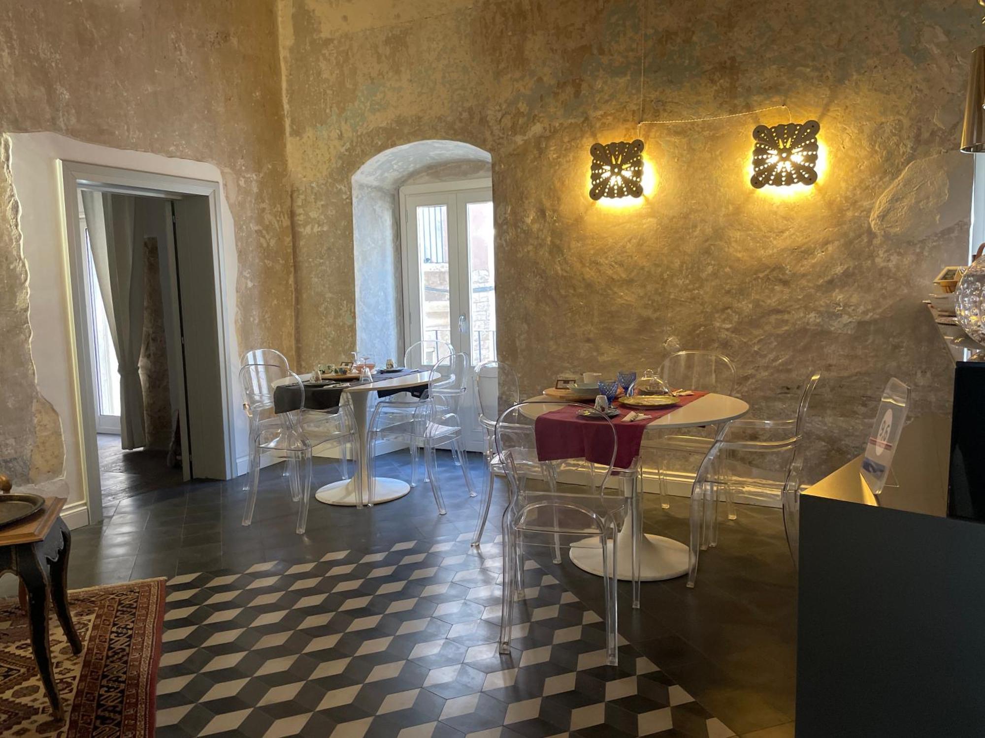 ビトント Palazzo Siena De Facendis Bed & Breakfast エクステリア 写真